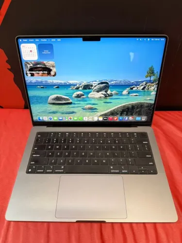 MacBook PRO 14 polegadas 2023