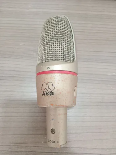 Microfone AKG C3000B (Usado)