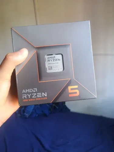 Ryzen 5 7600 AM5 Novo Sem Uso + Cooler Original