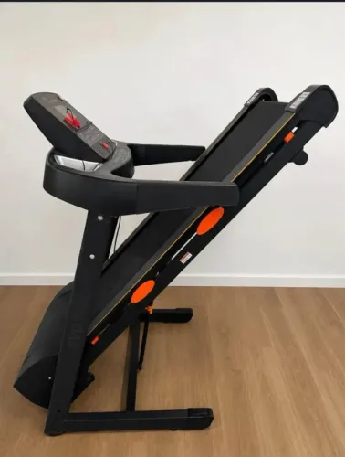 Esteira Evolution Fitness EVO 2800 - 18 km/h, Inclinação Eletrônica e Bluetooth