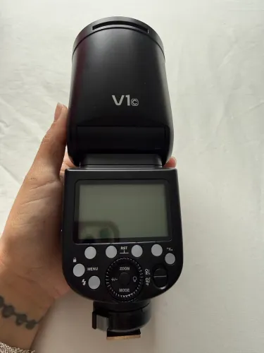 Flash Godox V1c