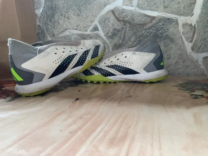 Chuteira adidas predator linha 3