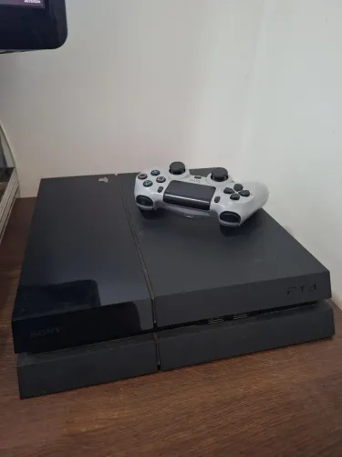 PS4 Fat 500GB + 1 Controle