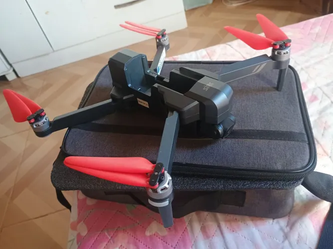 Drone SJRC F11S