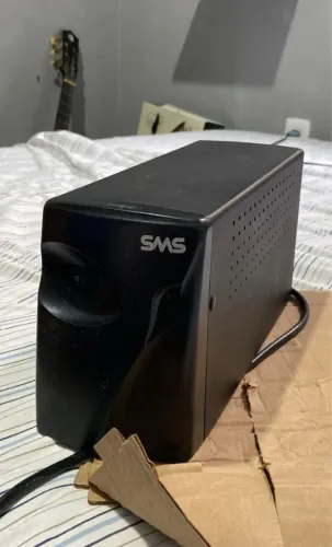ESTABILIZADOR 1000VA