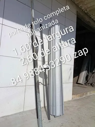 porta de rolo galvanizada seminova em estado de nova completa