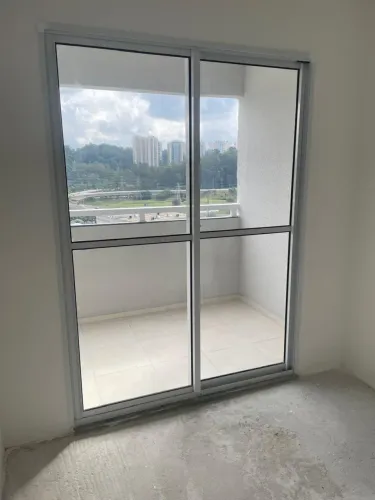 Porta balcão 2 folhas + porta vidro alumínio