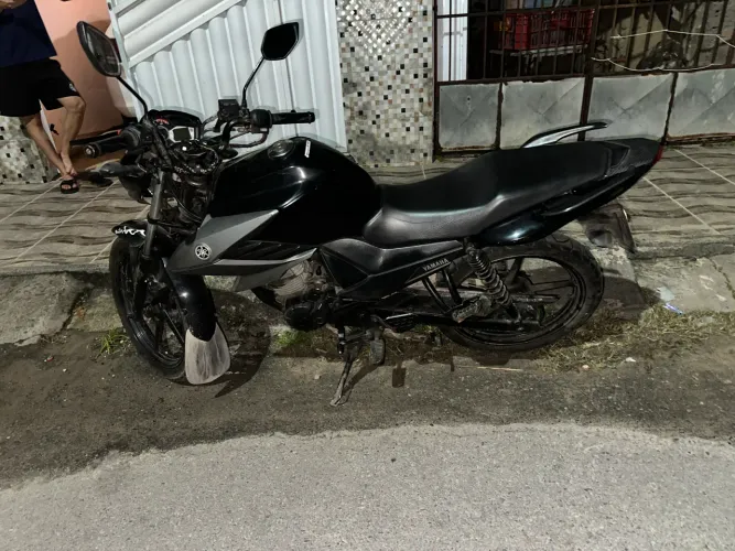 Moto disponível pra Locação