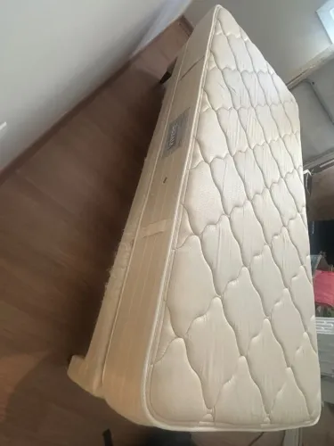 Cama Casal ou Solteiro (tu escolhes)- Master Suite - usada em hoteis