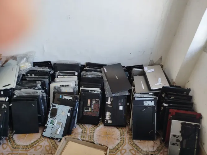 Matérias de informática para reparos e venda 
