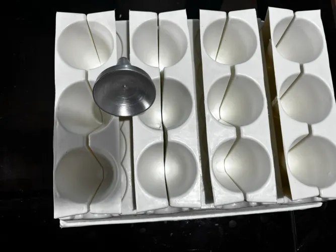 Aparelho para fazer coxinhas grandes de lancheria