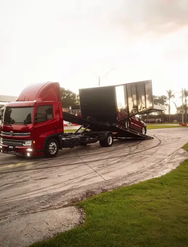 VW delivery 11.180 automatico guincho ac/ trocar menor valor