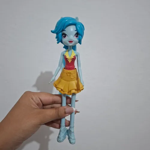 Boneca my little pony (com brindes)
