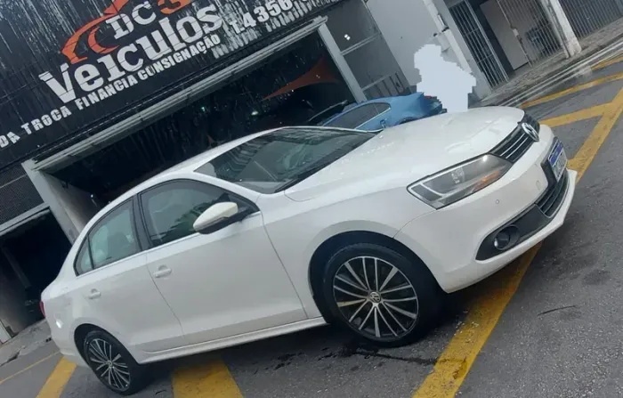 Volkswagen Jetta Comfortline 2.0 T.flex 8V 4P Tipt. 2013