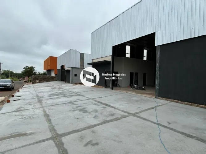 Aluguel de Barracão Comercial de Alto Padrão em São José do Rio Preto - 600m² - Distrito I