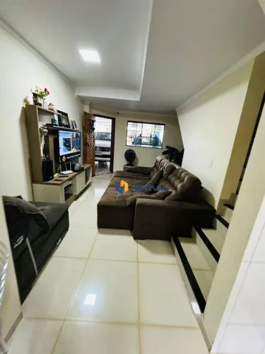 Sobrado com 3 quartos à venda, 200 m² por R$ 594.000 - Jardim Ouro Verde II - Sarandi/PR