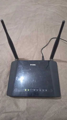 Repetidor de Wi-Fi DLink DIR615