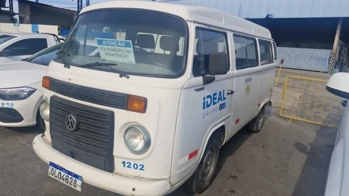 Volkswagen Kombi Standard 1.4 MI Total Flex 8V 2013