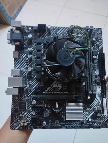 Kit lga 1200 décima geração para Pc Gamer - i3 10100f e Placa mãe H410 Asus Prime