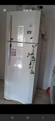 Geladeira top gigante pra hoje quem chega primeiro leva $ 1950 passo cartao ....