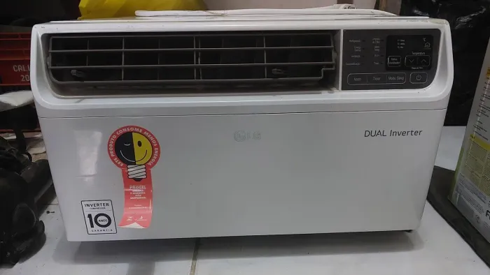 Vendo ar condicionado inverter de janela 127v