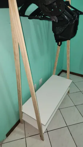 Cabideiro mostroario