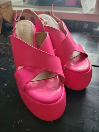 Sandália de salto Rosa tam 39 Schutz