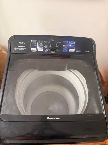 Máquina de lavar Panasonic 2 anos de uso. 110v