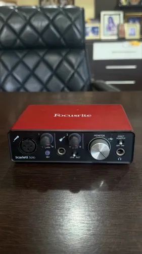 Focusrite Scarlett Solo de 2ª geração (2nd Gen)