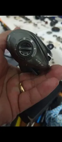 Carretilha lite esquerda 