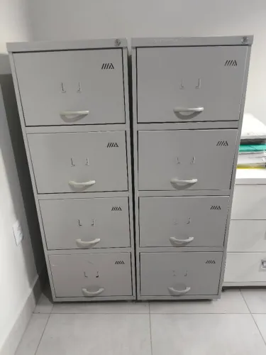 Arquivo de 4 gavetas