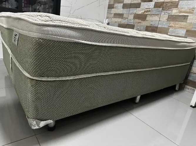 Cama de casal de mola ensacada com o Box 
