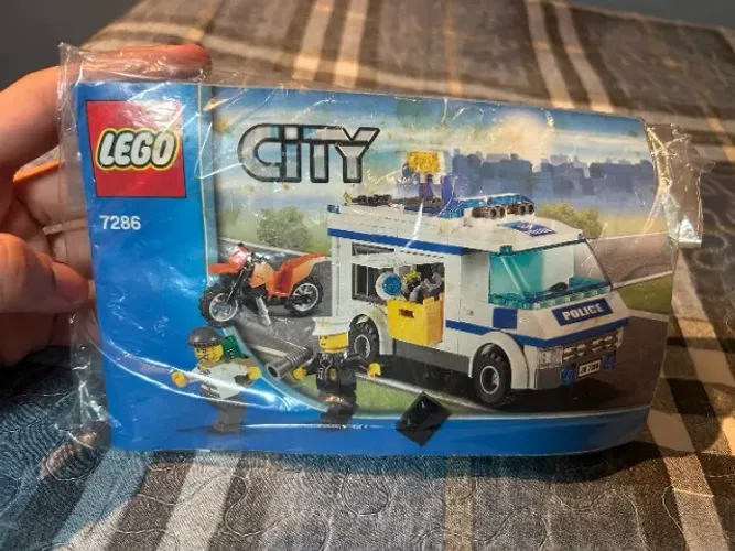 Lego City Transporte de Prisioneiros 173 peças Seminovo