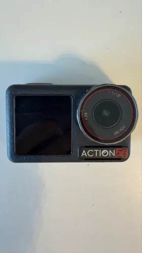 DJI Osmo Action 5 Pro Adventure Combo - Completa