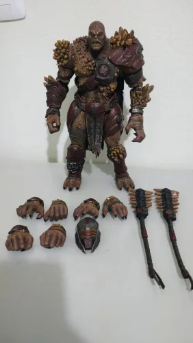 Warden Gears of War Storm Collectibles