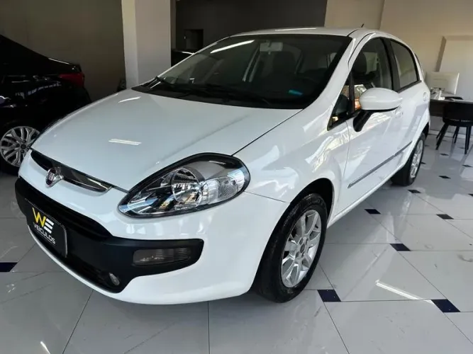 Fiat Punto Attractive 1.4 Fire Flex 8V 5P 2013