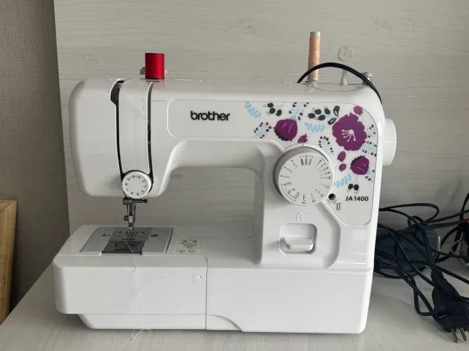 MÁQUINA DE COSTURA BROTHER JA1400