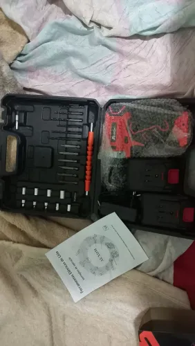 Furadeira, parafusadeira e martelete a bateria semi nova