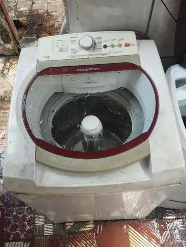 Máquina retirar peças