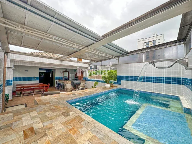 Casa à venda no bairro Ponta da Praia
