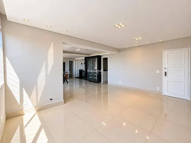 Apartamento 4 quartos para alugar no Gutierrez | 130 m² e 2 vagas