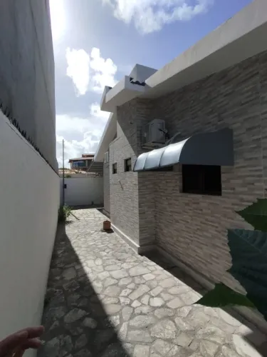 Casa no centro de Jacumã