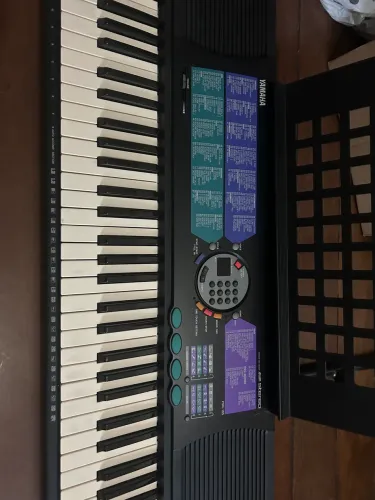 Teclado Yamaha PSR-185 Vintage