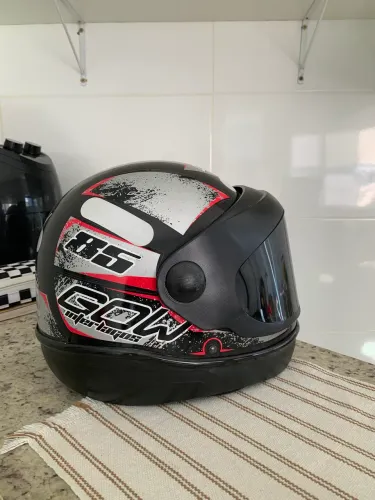 Capacete Gow