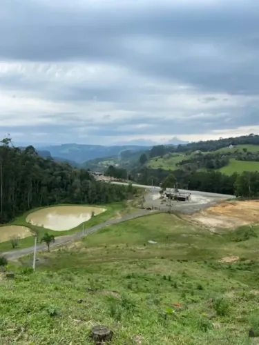 Área comercial em Alfredo Wagner- BR 282 - 80.000 m com Benfeitorias