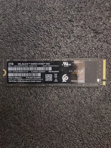 SSD M.2 NVMe 2TB WD_BLACK SN850X PCIe 4.0 (Até 7300 MB/s) - Novo/Zero Horas