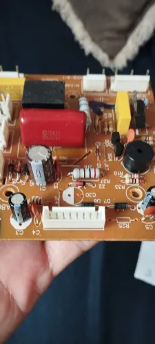 Placa máquina de pão Britânia touch 2 e 2p 8 vias