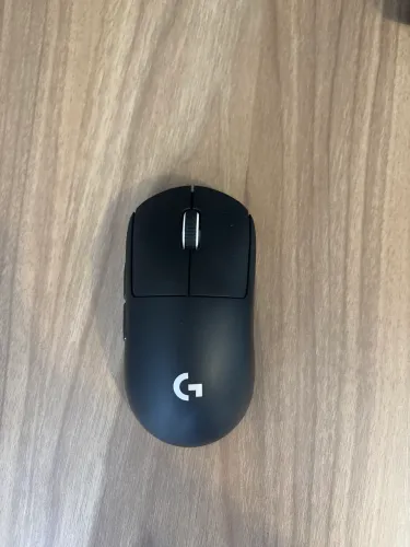 Mouse Logitech G Pro Superlight sem fio