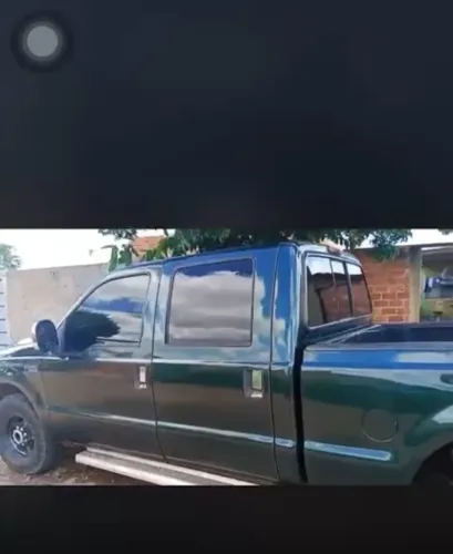 Estou vendendo F 250 quem tiver interesse só chamar ?