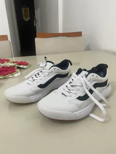 Tênis Vans UltraRange EXO White/Black 
